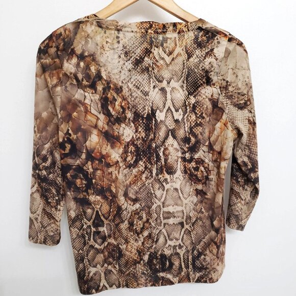 Chico's Brown and Tan Studded Snake Print 3/4 Sleeve Top Sz 1 - Picture 2 of 5
